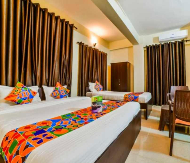 Capital O Bvh Hospitality Near Pvr Ansal Plaza Greater Noida Hotel Exterior foto