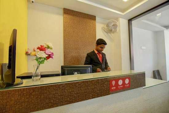 Capital O Bvh Hospitality Near Pvr Ansal Plaza Greater Noida Hotel Exterior foto